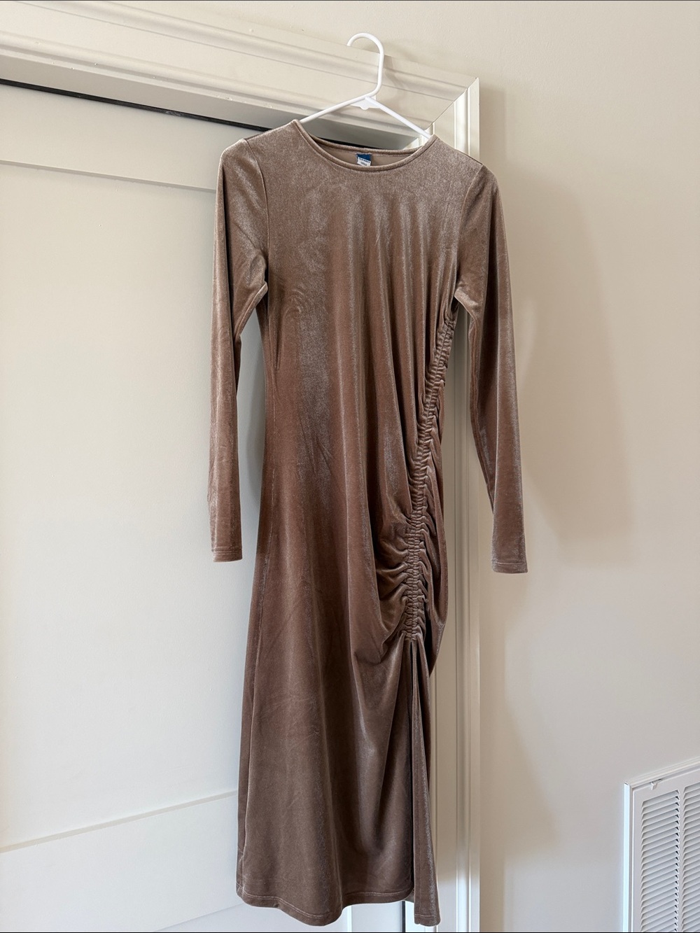 Old Navy Taupe Velvet Long Sleeve Ruched Midi Dress